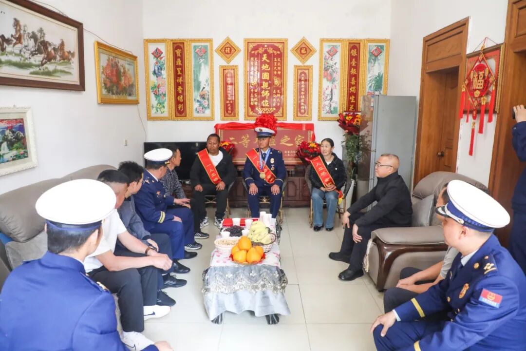 点击打开原图